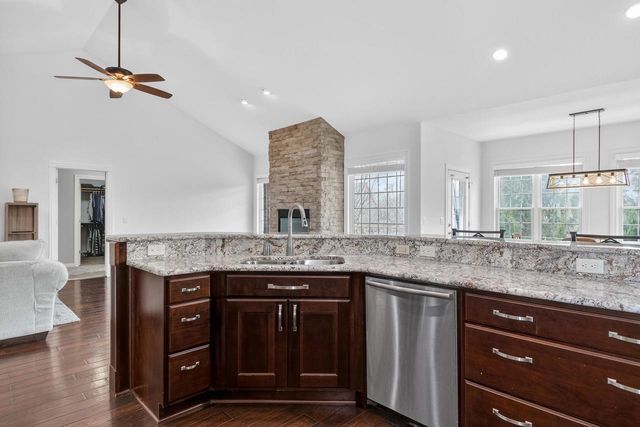 269 W Nelson Street, Deerfield, WI 53531