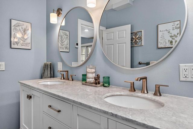 269 W Nelson Street, Deerfield, WI 53531