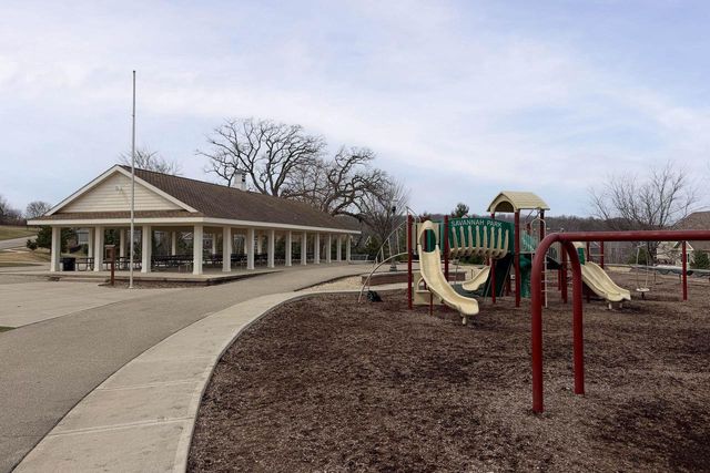 269 W Nelson Street, Deerfield, WI 53531