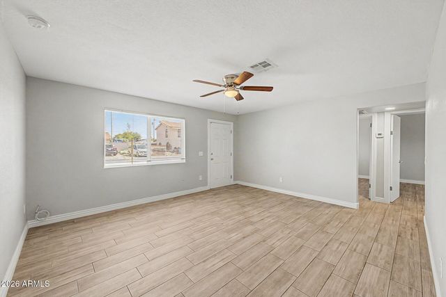 4044 W BURGESS Lane, Phoenix, AZ 85041
