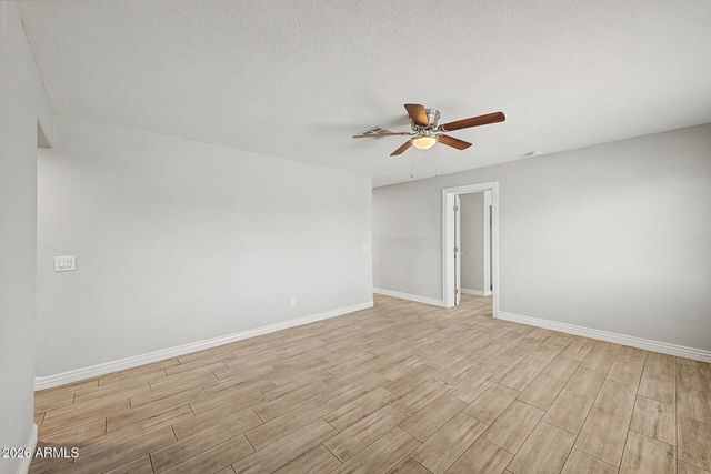 4044 W BURGESS Lane, Phoenix, AZ 85041