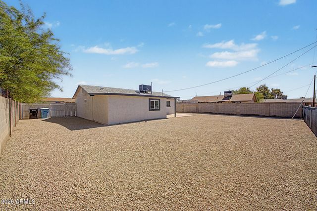 4044 W BURGESS Lane, Phoenix, AZ 85041