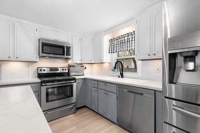 22 Baker St, Brockton, MA 02302