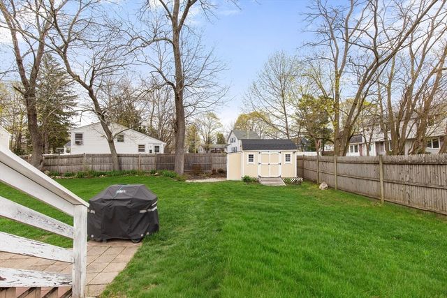 22 Baker St, Brockton, MA 02302