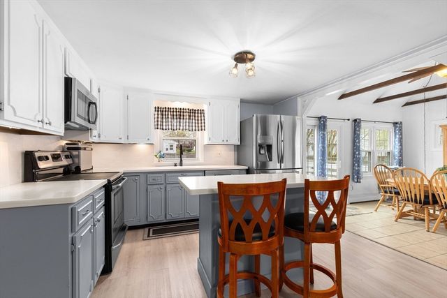 22 Baker St, Brockton, MA 02302