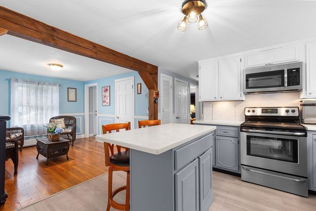 22 Baker St, Brockton, MA 02302