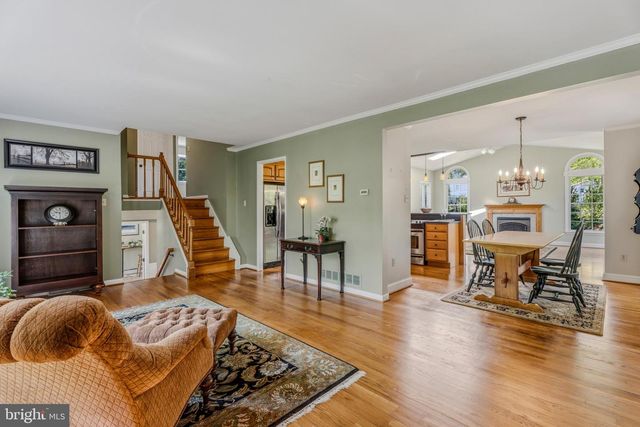 6406 SUNDERLAND DR, Ellicott City, MD 21043
