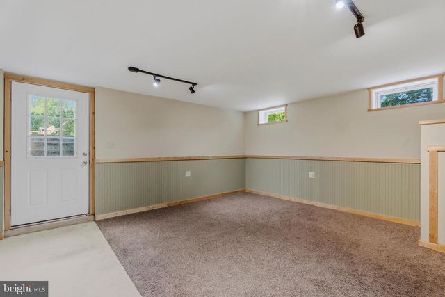6406 SUNDERLAND DR, Ellicott City, MD 21043