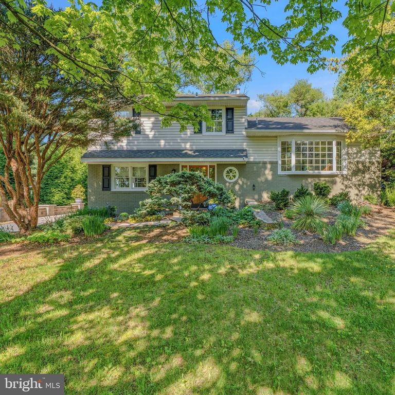 6406 SUNDERLAND DR, Ellicott City, MD 21043