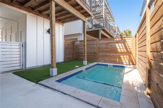 4885 State Highway 361 G, Port Aransas, TX 78373