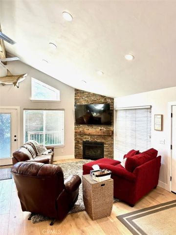 833 Skyline Drive, Felton, CA 95018