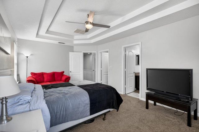 300 W Pisa Pl, St Augustine, FL 32084