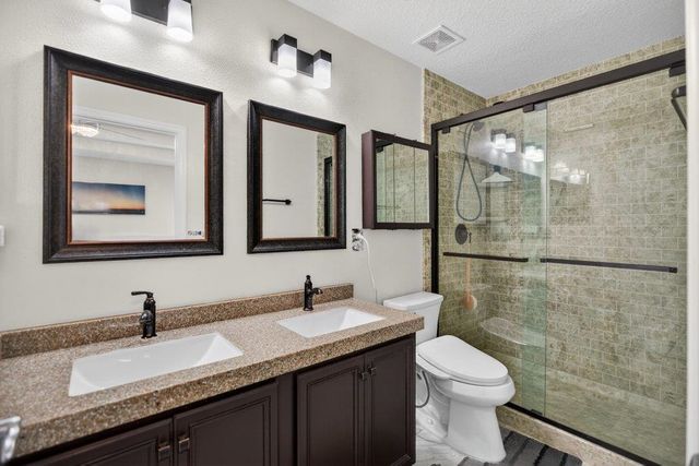 300 W Pisa Pl, St Augustine, FL 32084