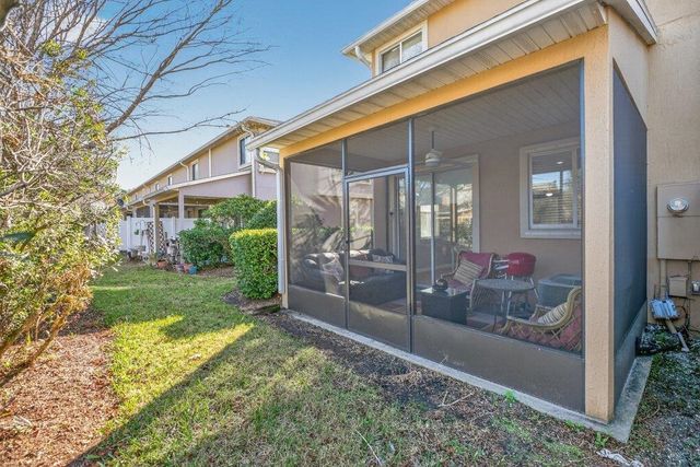 300 W Pisa Pl, St Augustine, FL 32084