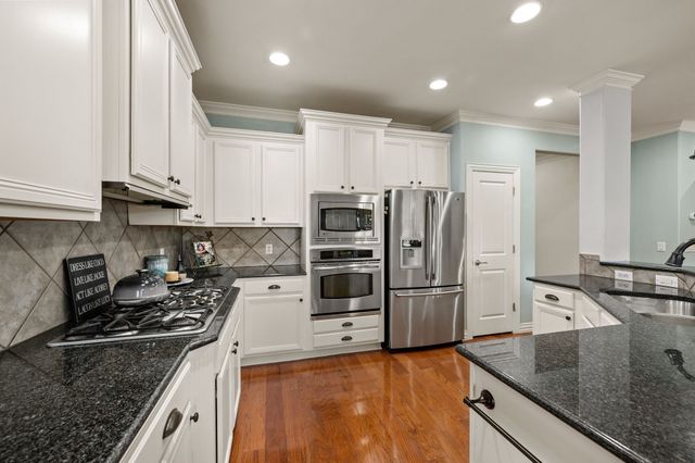 631 Burnswick Isles Way, Frisco, TX 75036