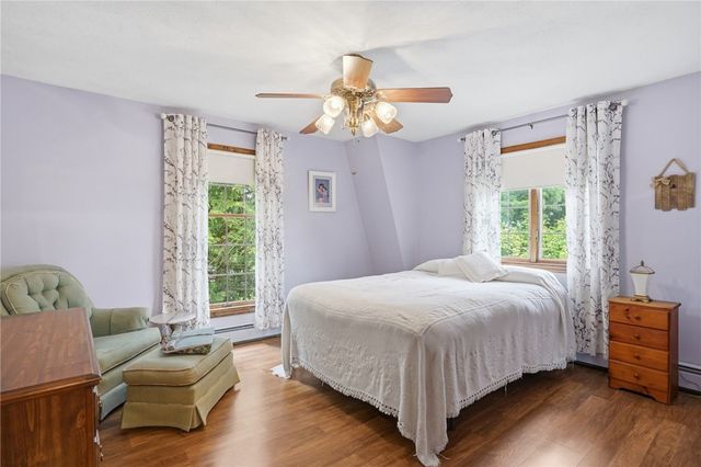 34 Robin Lane, West Warwick, RI 02893