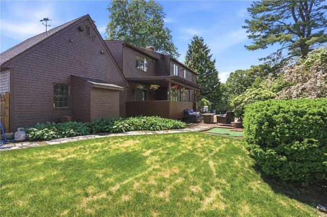 34 Robin Lane, West Warwick, RI 02893