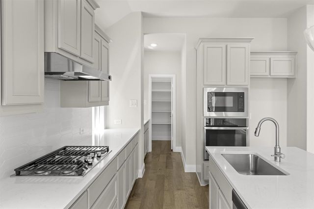 2012 Sesaro Drive, Aubrey, TX 76227
