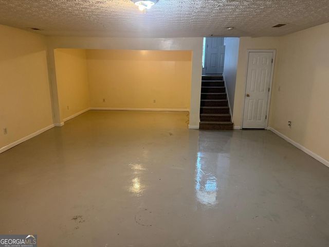 127 Mabry Road, Jackson, GA 30233