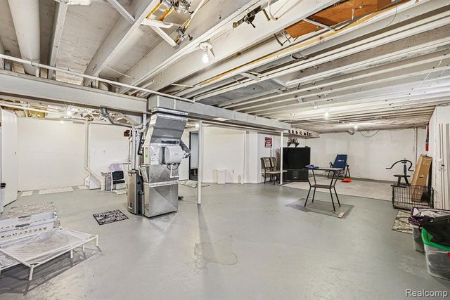 42146 Hidden Brook Drive, Clinton Township, MI 48038