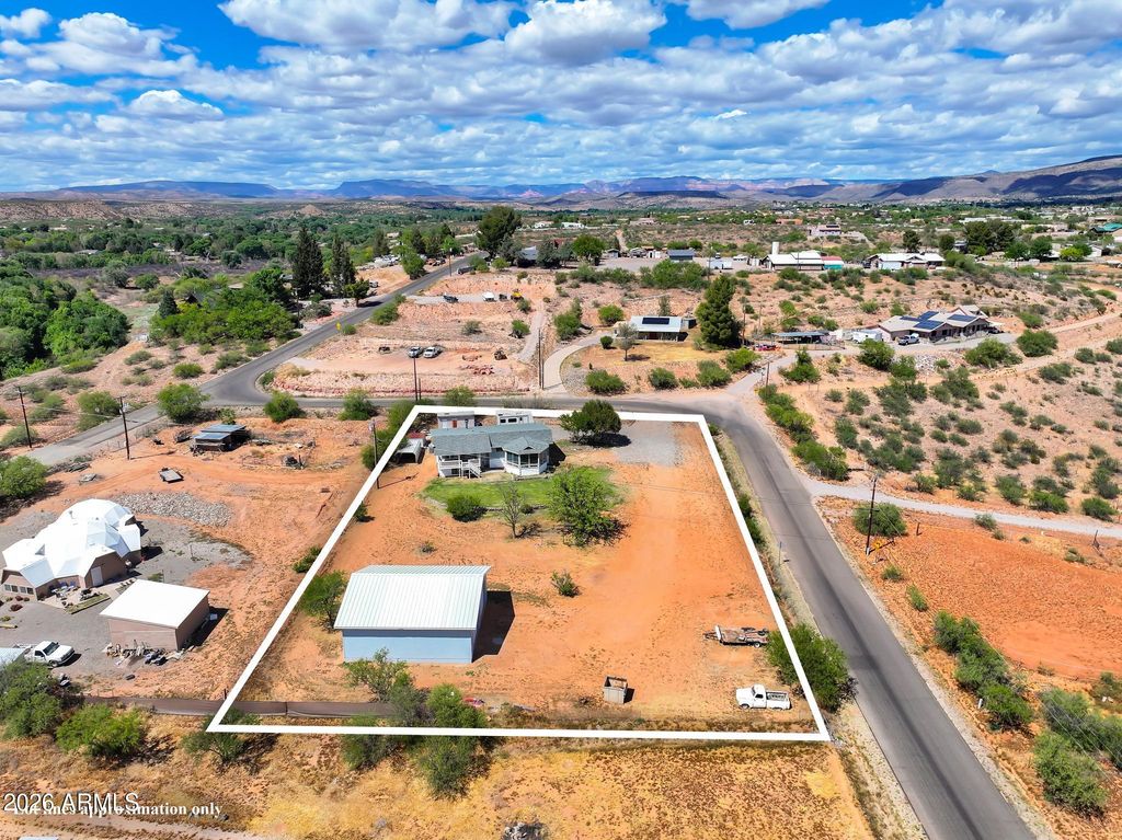 Image 18 of property listing at 10375 E Lynn Drive, Cornville, AZ 86325