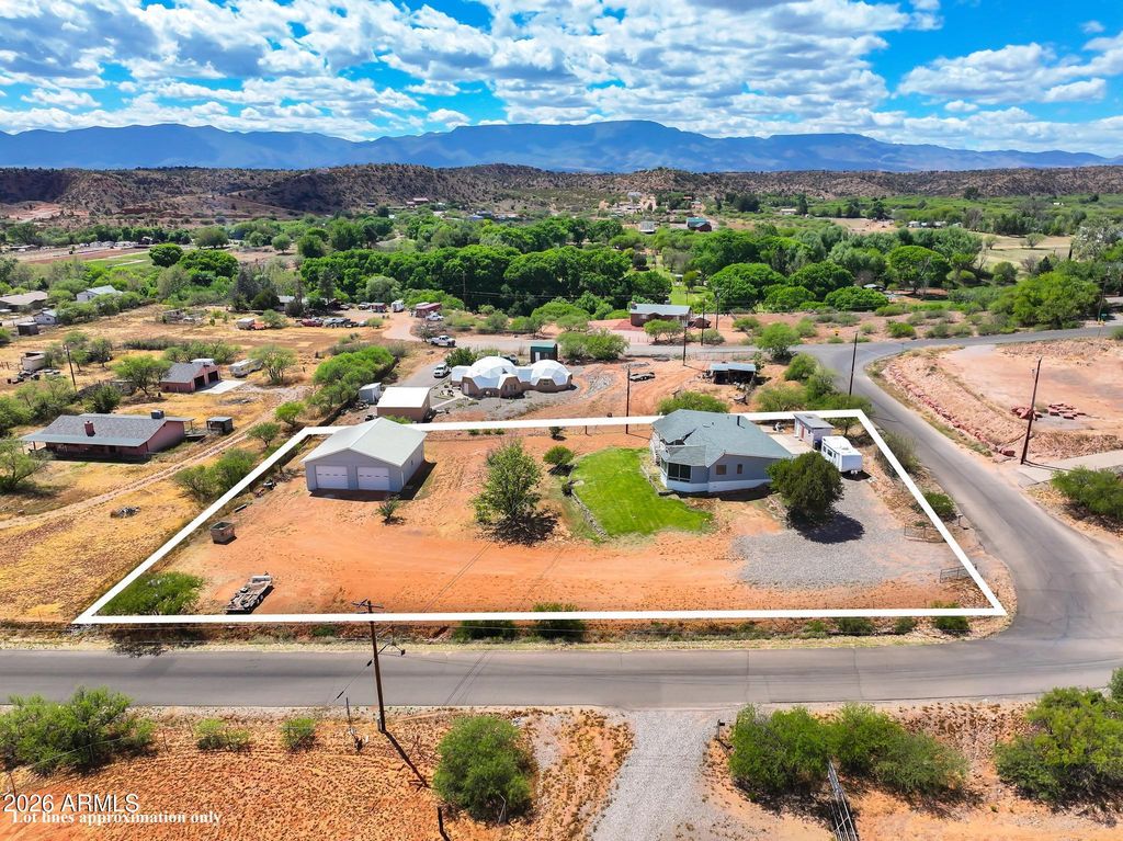 Image 20 of property listing at 10375 E Lynn Drive, Cornville, AZ 86325