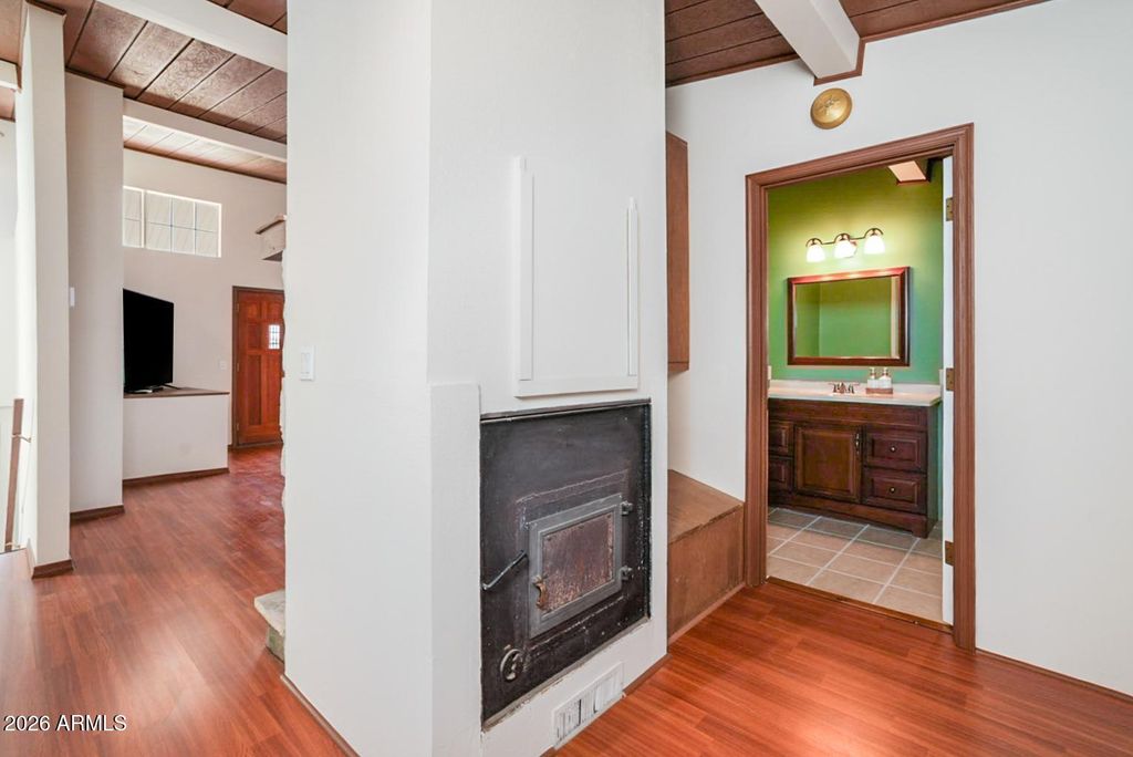 Image 24 of property listing at 10375 E Lynn Drive, Cornville, AZ 86325