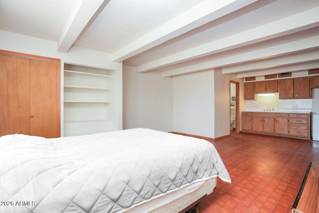 Image 30 of property listing at 10375 E Lynn Drive, Cornville, AZ 86325