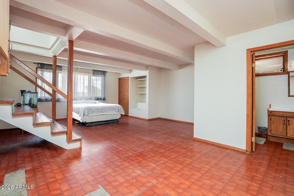 Image 32 of property listing at 10375 E Lynn Drive, Cornville, AZ 86325