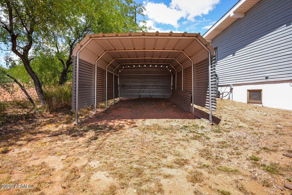 Image 41 of property listing at 10375 E Lynn Drive, Cornville, AZ 86325