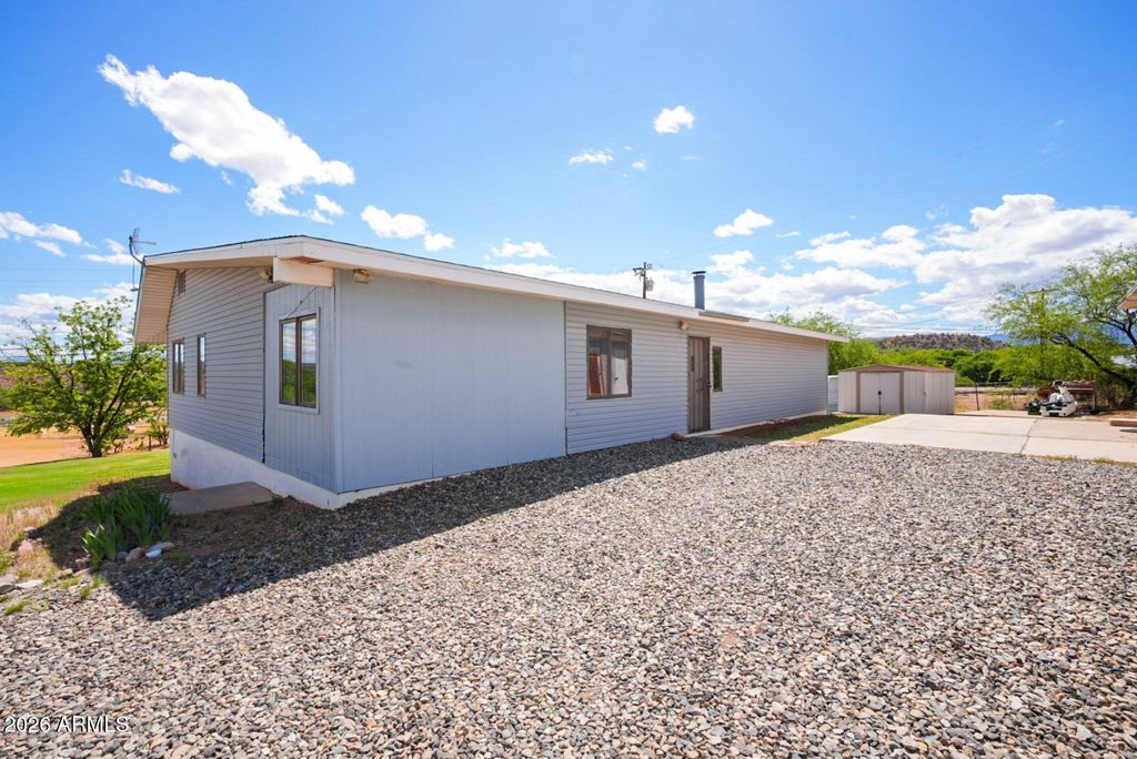 Image 57 of property listing at 10375 E Lynn Drive, Cornville, AZ 86325