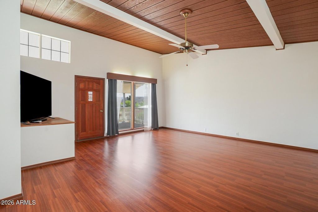 Image 9 of property listing at 10375 E Lynn Drive, Cornville, AZ 86325