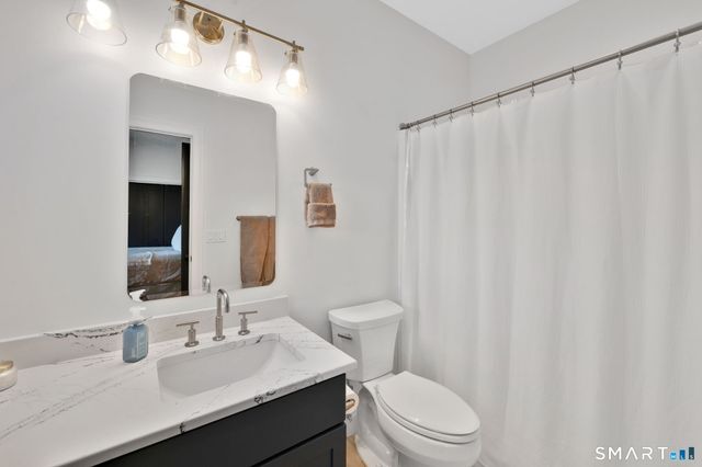3 Garnet Lane, Ellington, CT 06029