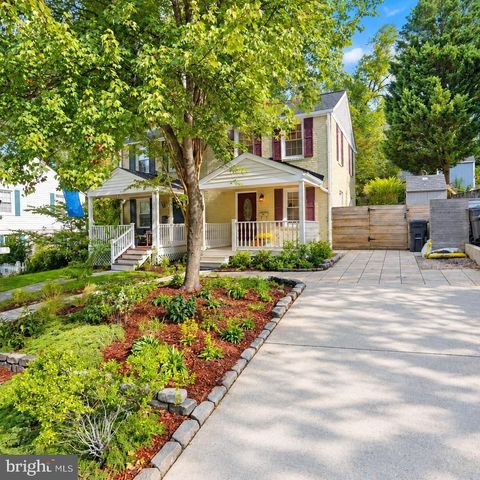 2708 FARMINGTON DR, Alexandria, VA 22303