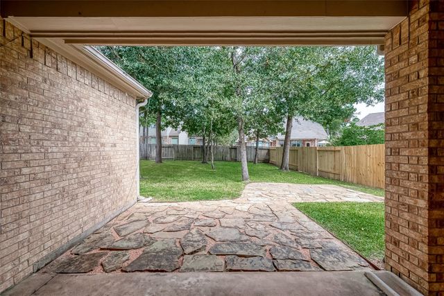14 Pomerelle Place, The Woodlands, TX 77382