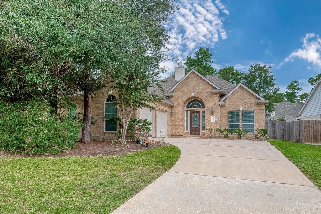 14 Pomerelle Place, The Woodlands, TX 77382