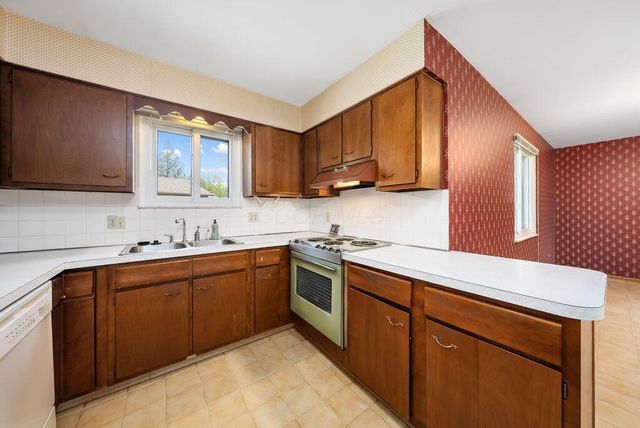 4941 Cheviot Drive, Columbus, OH 43220