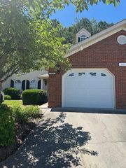 1699 Pin Oak Drive # 133, Dalton, GA 30721