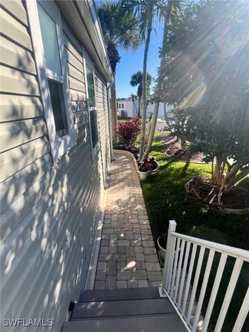 1115 Jade Lake PT, Naples, FL 34114