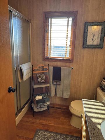 511 Small Farm ROAD, Mukwonago, WI 53149