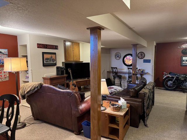 511 Small Farm ROAD, Mukwonago, WI 53149