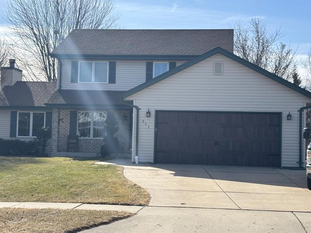 511 Small Farm ROAD, Mukwonago, WI 53149