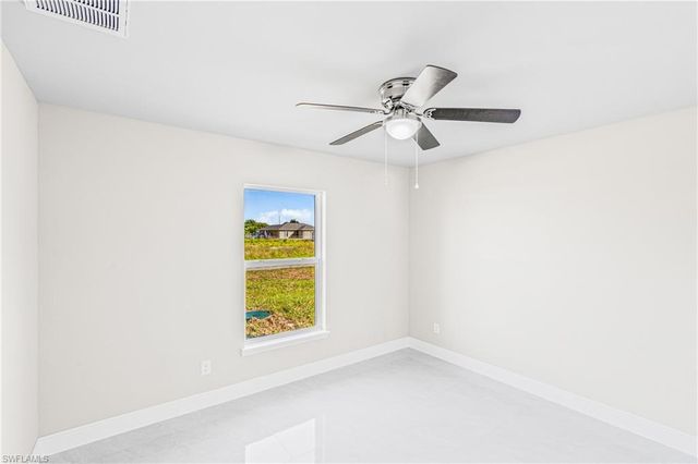 180 Peerless ST, Lehigh Acres, FL 33974