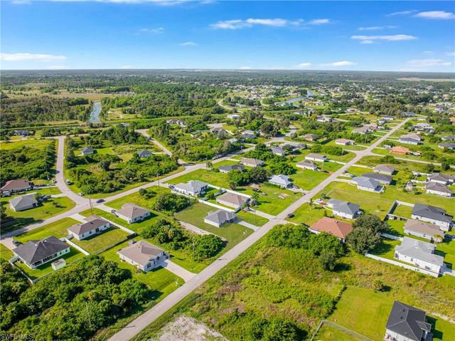 180 Peerless ST, Lehigh Acres, FL 33974
