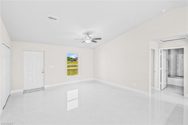 180 Peerless ST, Lehigh Acres, FL 33974