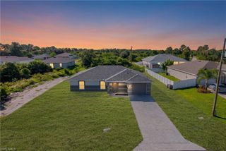 180 Peerless ST, Lehigh Acres, FL 33974