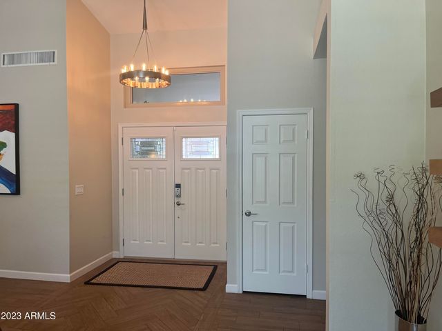 5508 E KELTON Lane, Scottsdale, AZ 85254