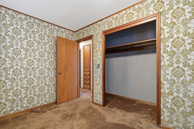 1201 W 46th Street, Tulsa, OK 74107