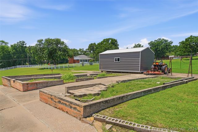 1201 W 46th Street, Tulsa, OK 74107