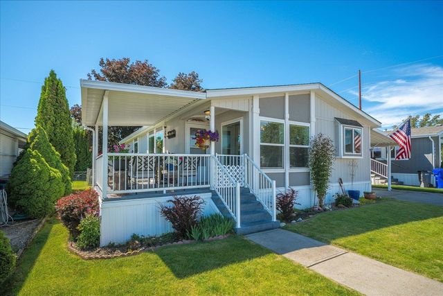 208 S Blueberry Pl, Spokane Valley, WA 99016